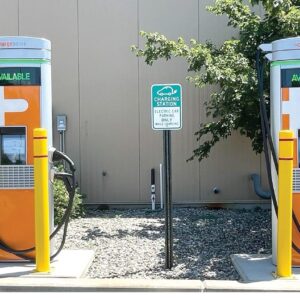 Electric-Vehicle Charging Stations Proliferating Across The Country